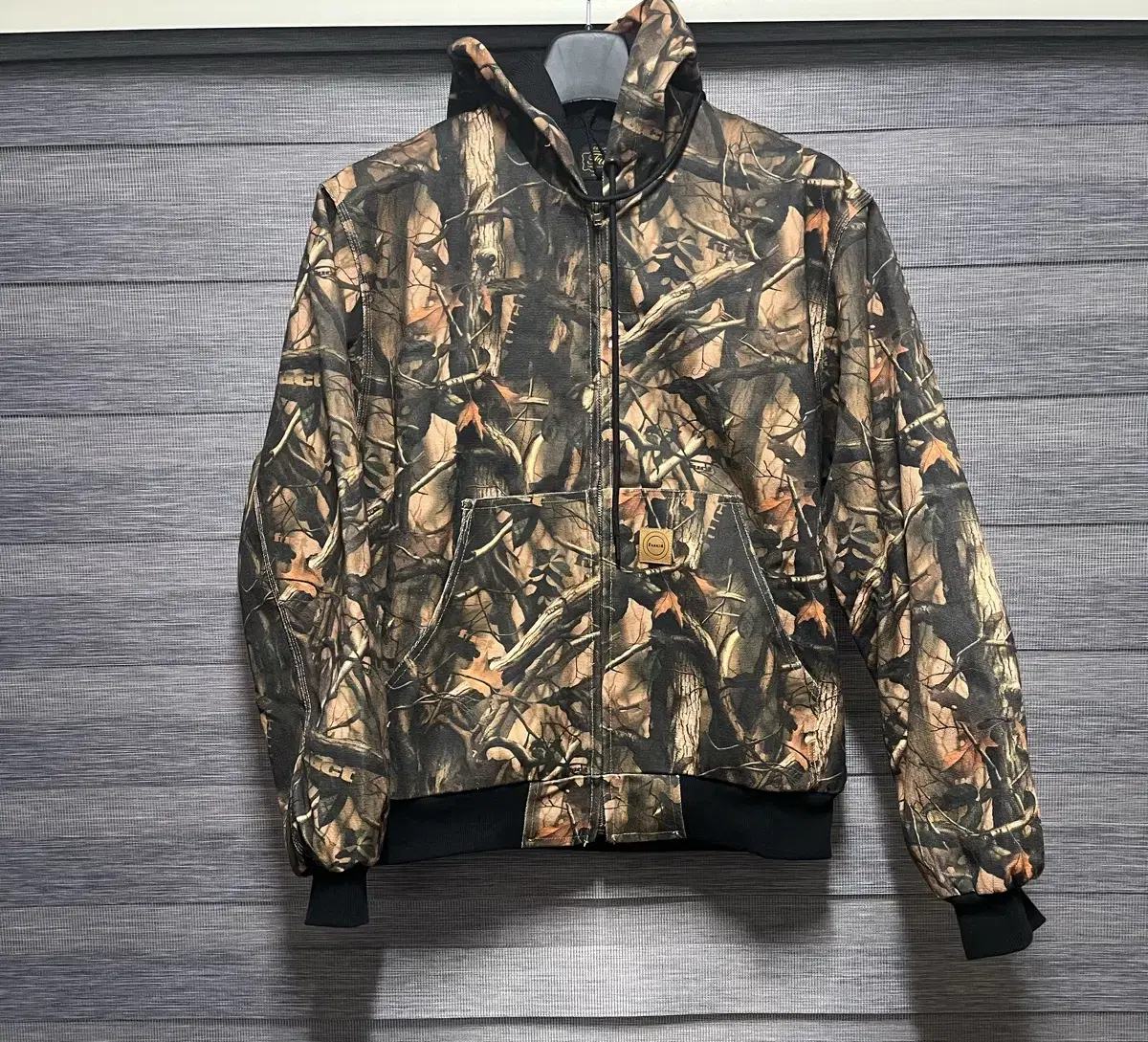 새상품 M) FUCT camo work hoodie 카모 후드 집업